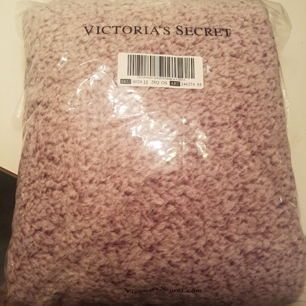 Brand new VS PINk blanket